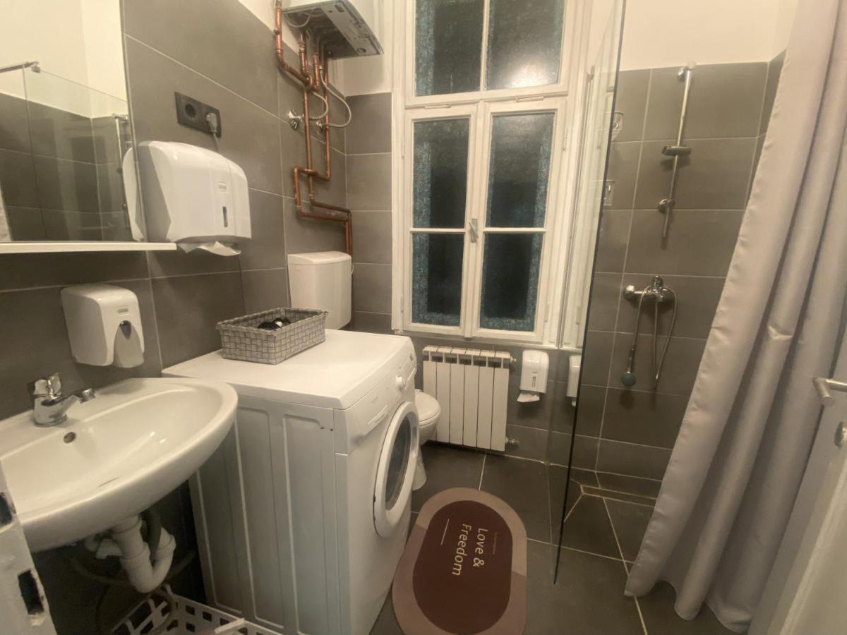 Fg Boutique Hostel Σαράγεβο Εξωτερικό φωτογραφία