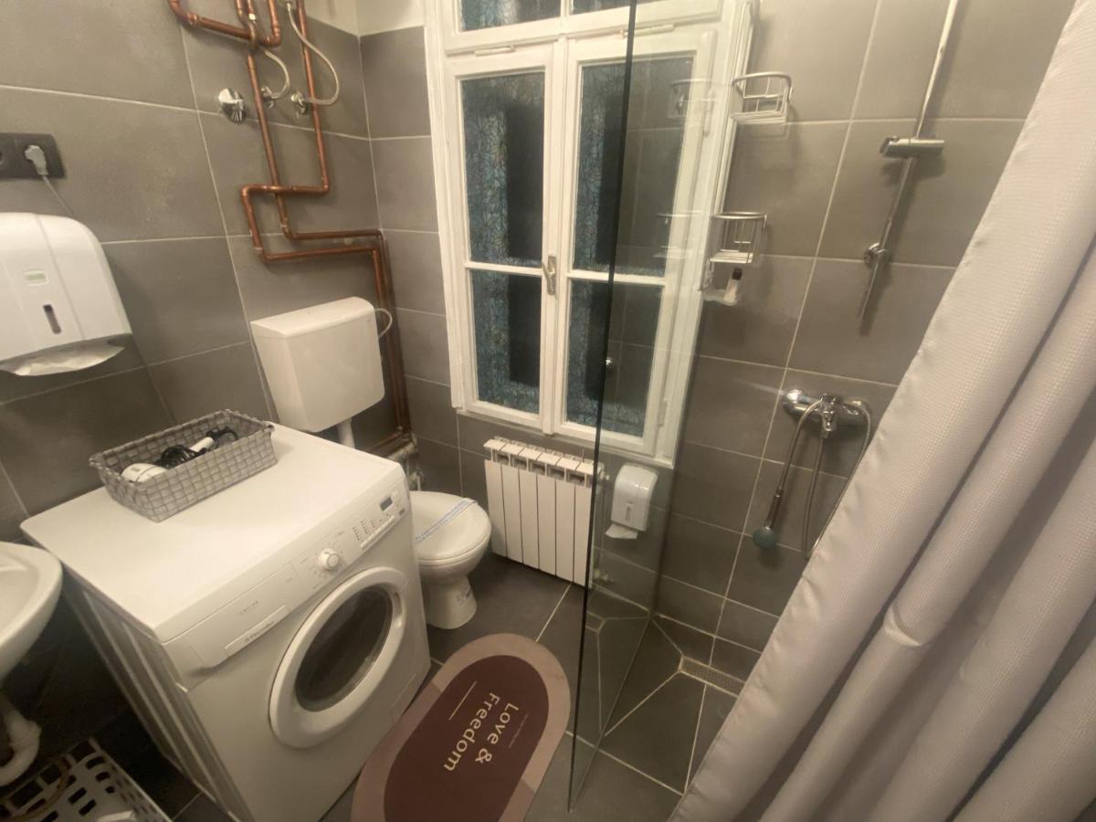 Fg Boutique Hostel Σαράγεβο Εξωτερικό φωτογραφία